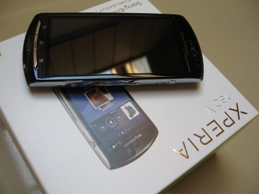 Xperia neo V Xperia neo V