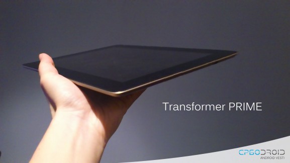 Transformer Prime u ruci Transformer Prime u ruci