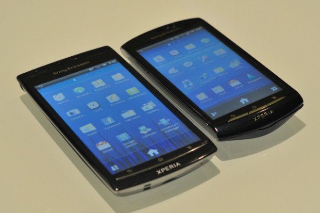 Sony Ericsson XPERIA Arc , XPERIA Neo Sony Ericsson XPERIA Arc , XPERIA Neo