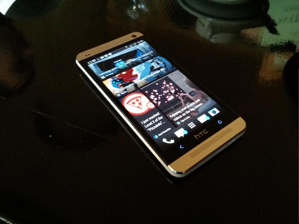HTC One Srbija
