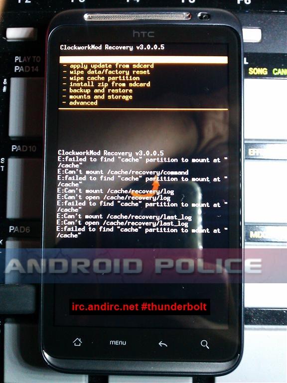 HTC Thunderbolt sa root i NAND pristupom pre izlaska