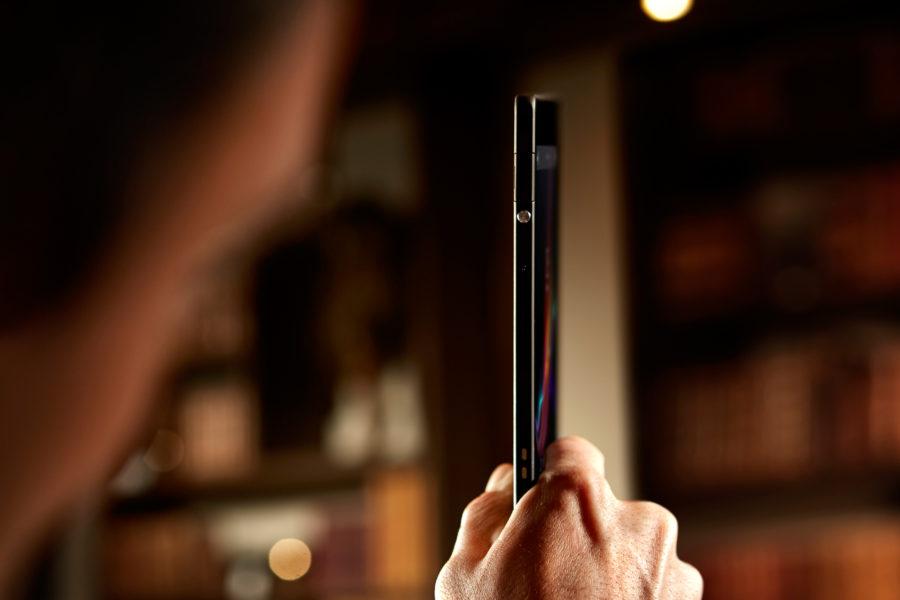 Xperia Tablet Z Side Profile