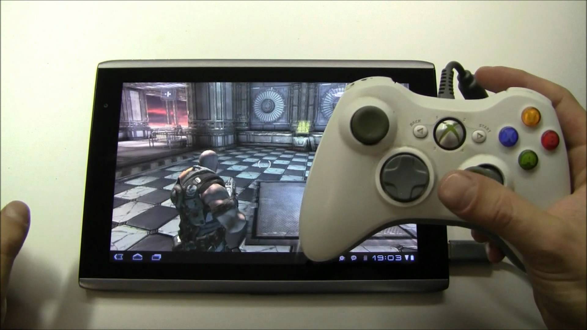 Android tablet transformisan u gejming konzolu