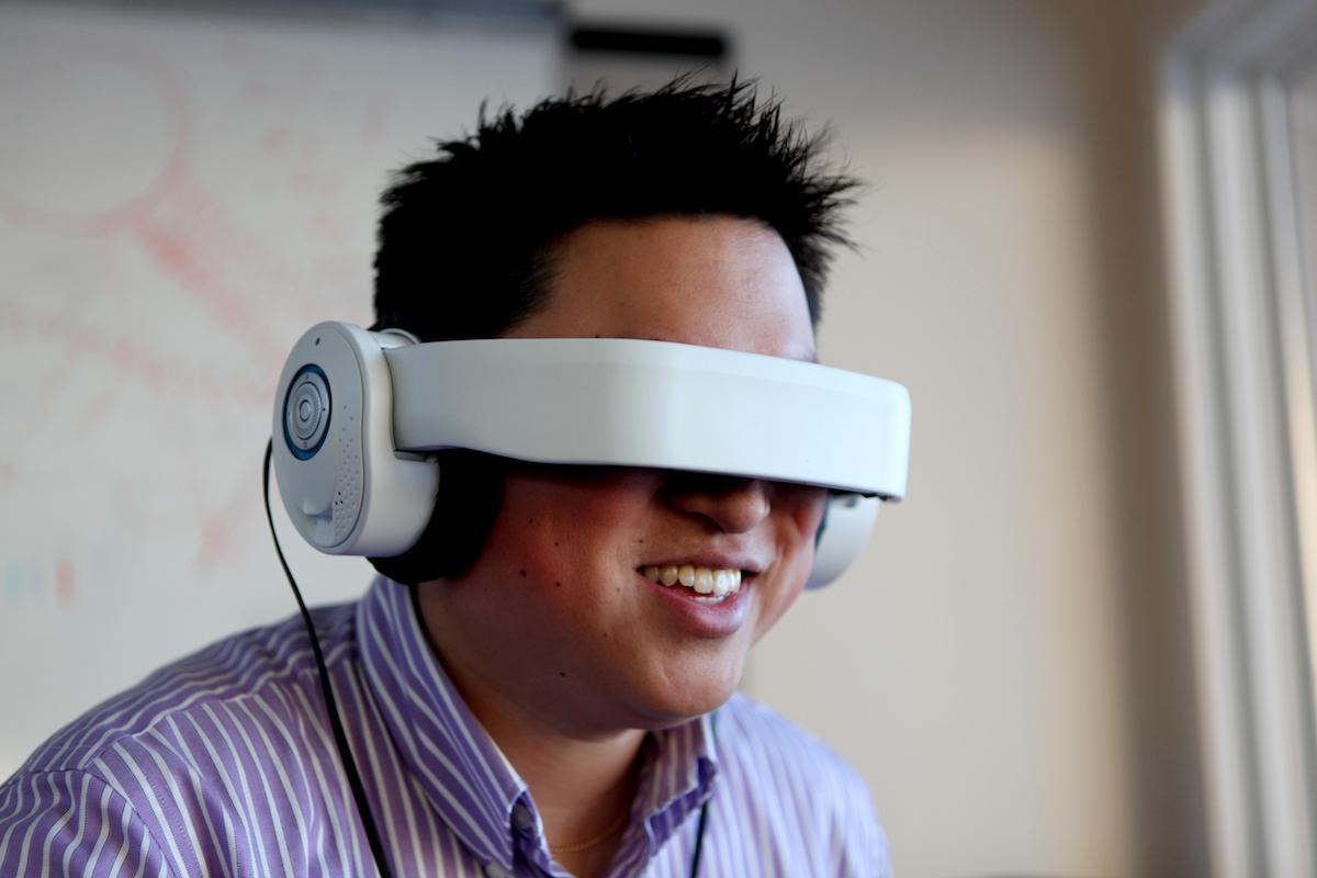 Virtuelna kaciga visoke rezolucije za 4 sata dobila pare na KickStarter-u