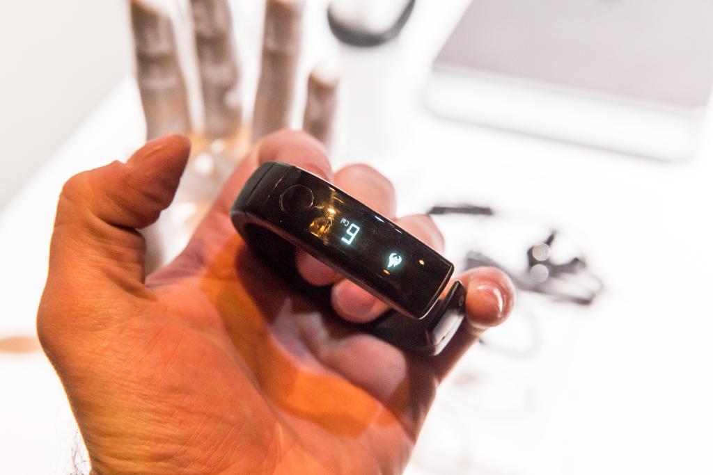LG je predstavio Life Band Touch